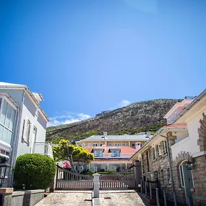 The Majestic Apartment